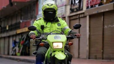 Policia