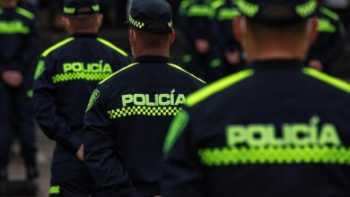 policía