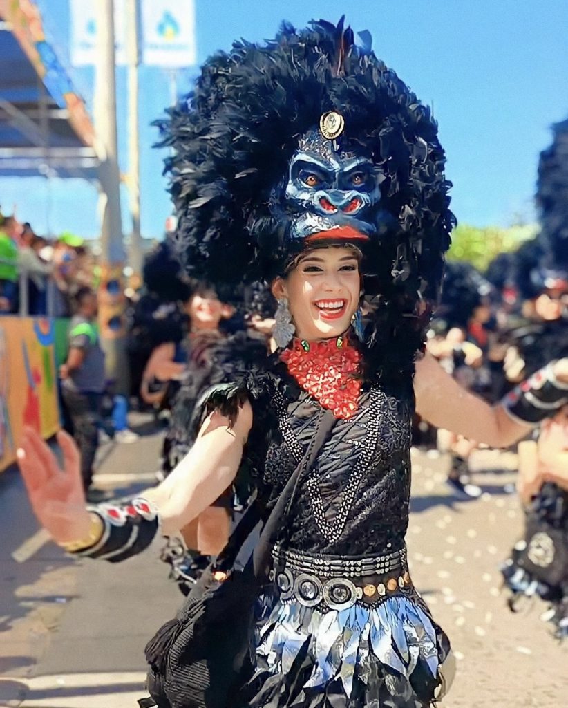 Tatiana Angulo, nueva Reina Carnaval de Barranquilla 2025.