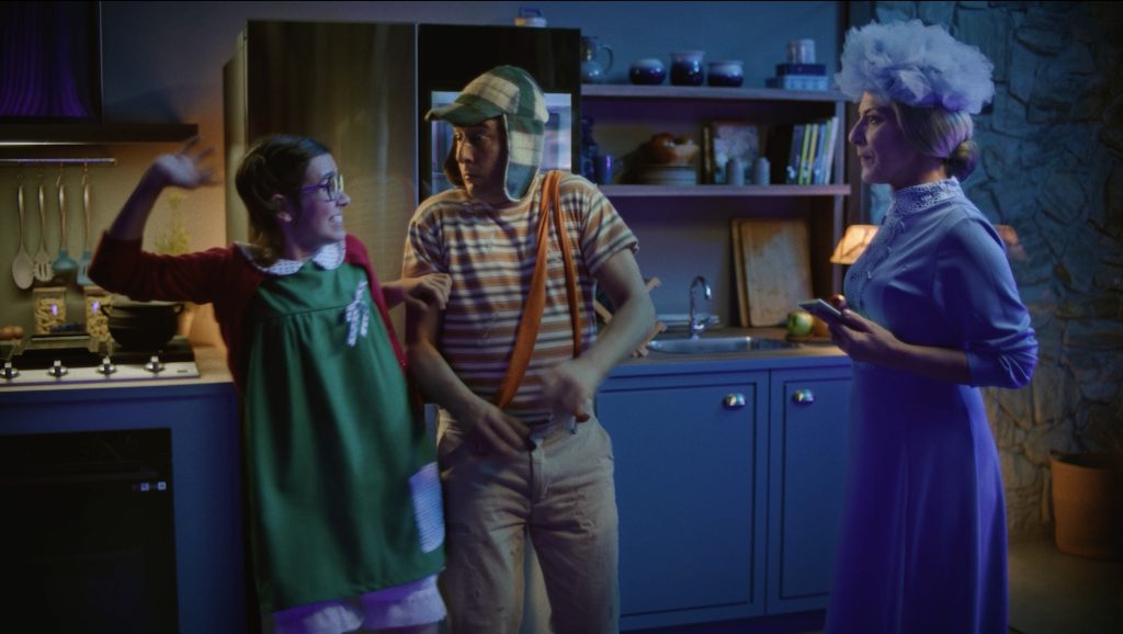 Samsung revive al Chavo del 8 para mostrar la conectividad del hogar