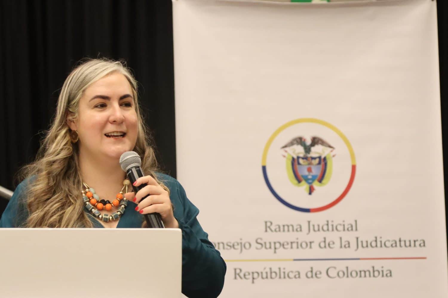 directora