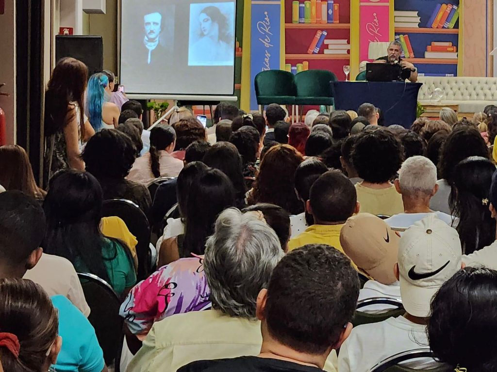 Un Río de Libros