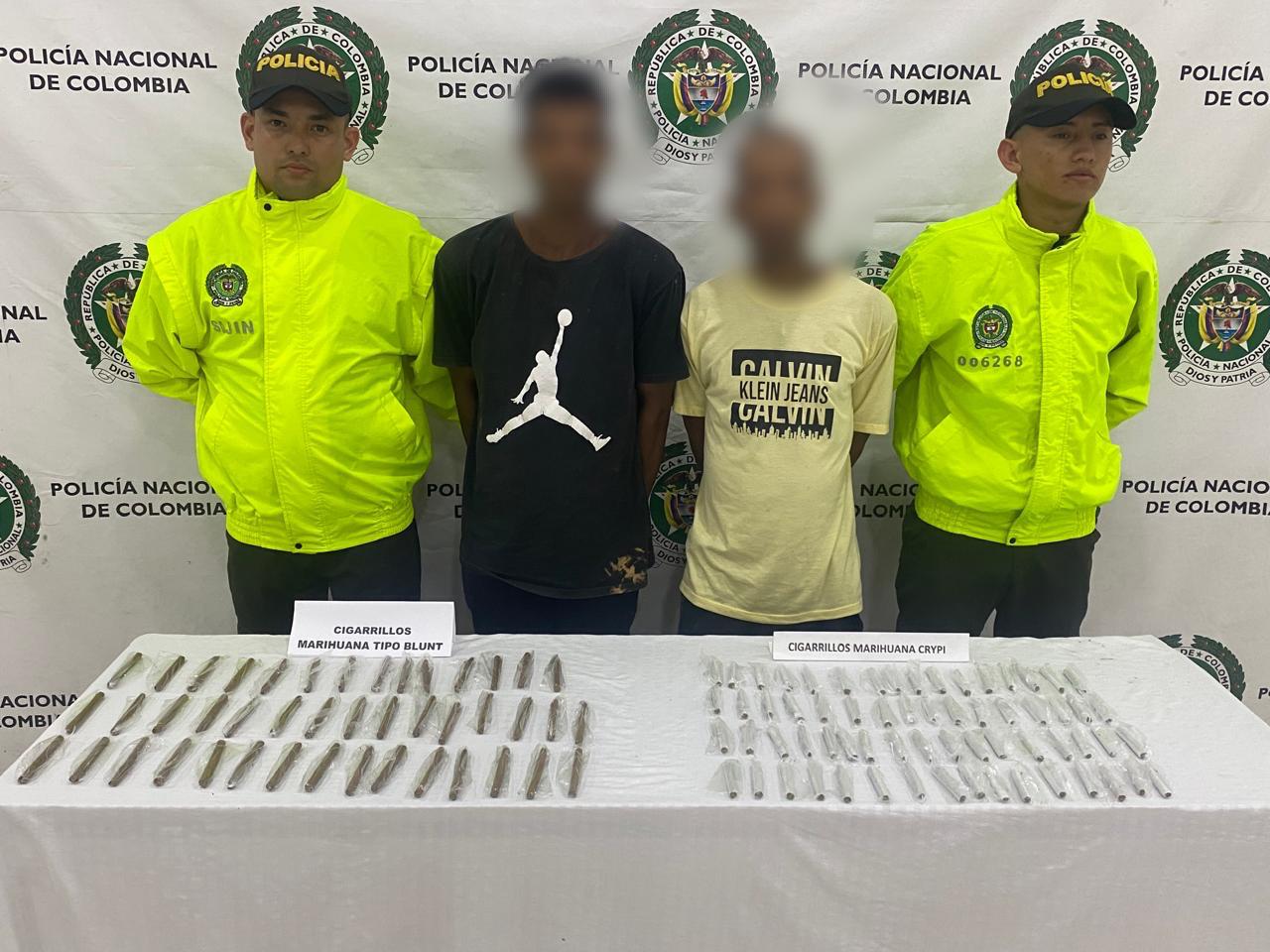 Policía