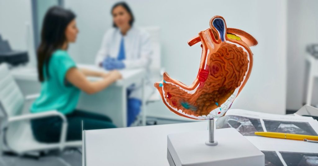 Síntomas clave para visitar urgente a un gastroenterólogo