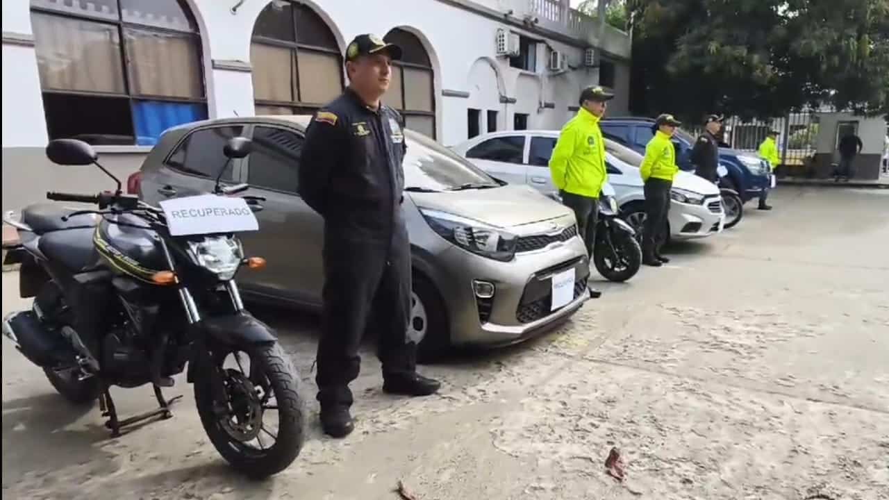 Policía