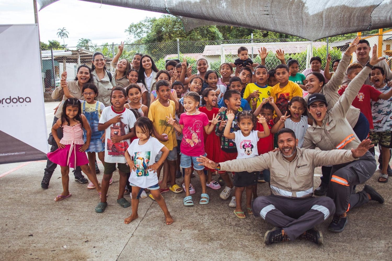 Minerales Córdoba y aliados locales fortalecen la salud comunitaria en Puerto Libertador