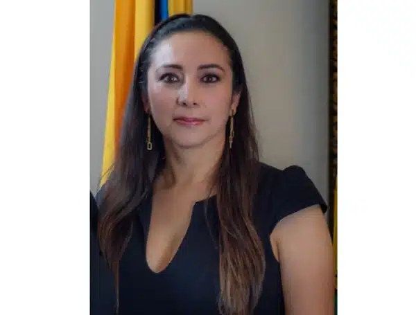 Yasmín