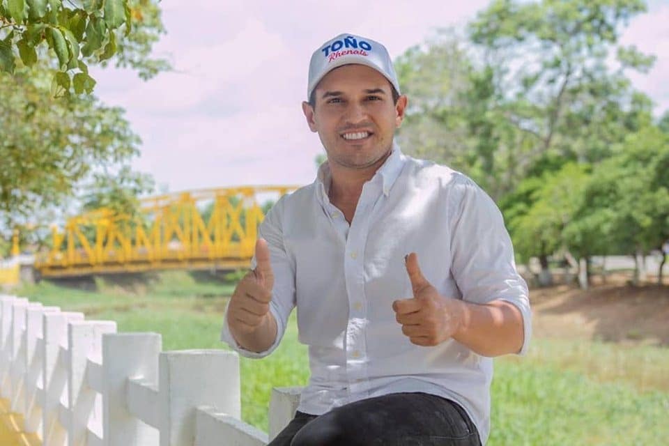 Toño