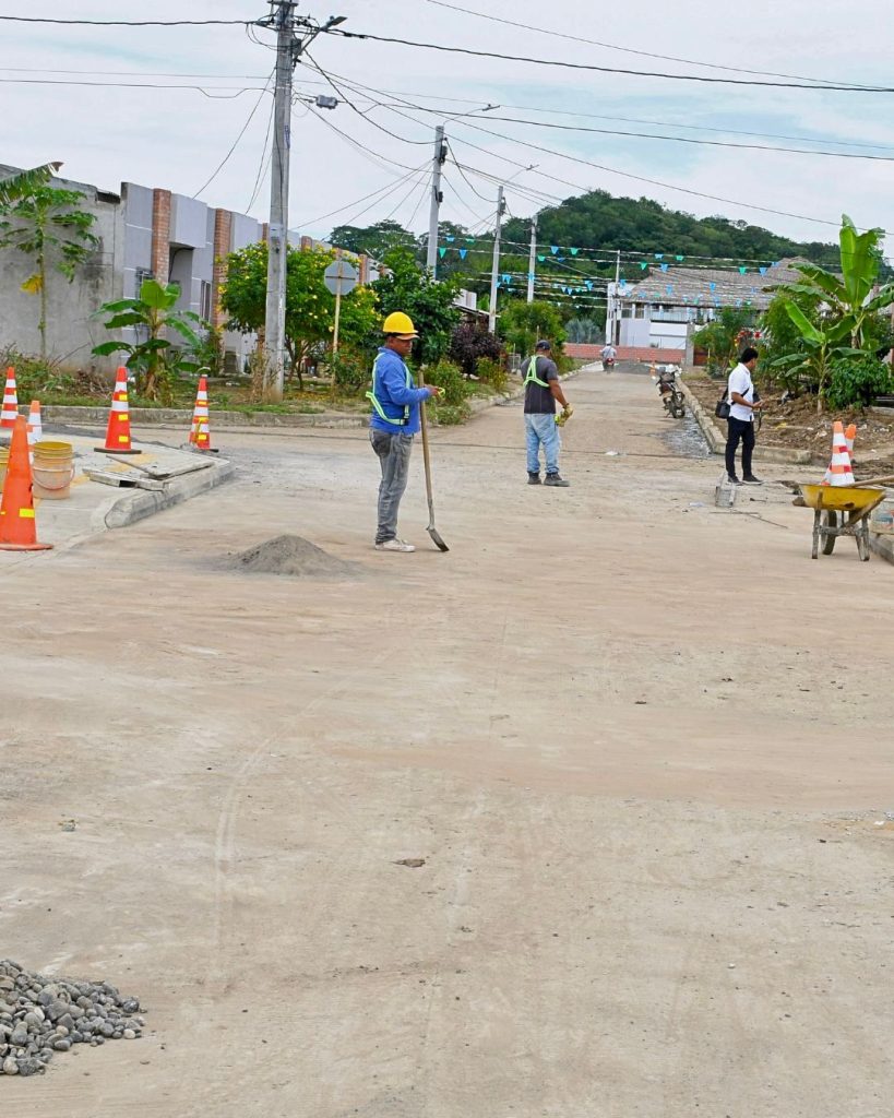Donde antes había barro, hoy hay futuro: así avanza la pavimentación en Los Córdobas