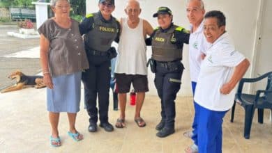 Policía