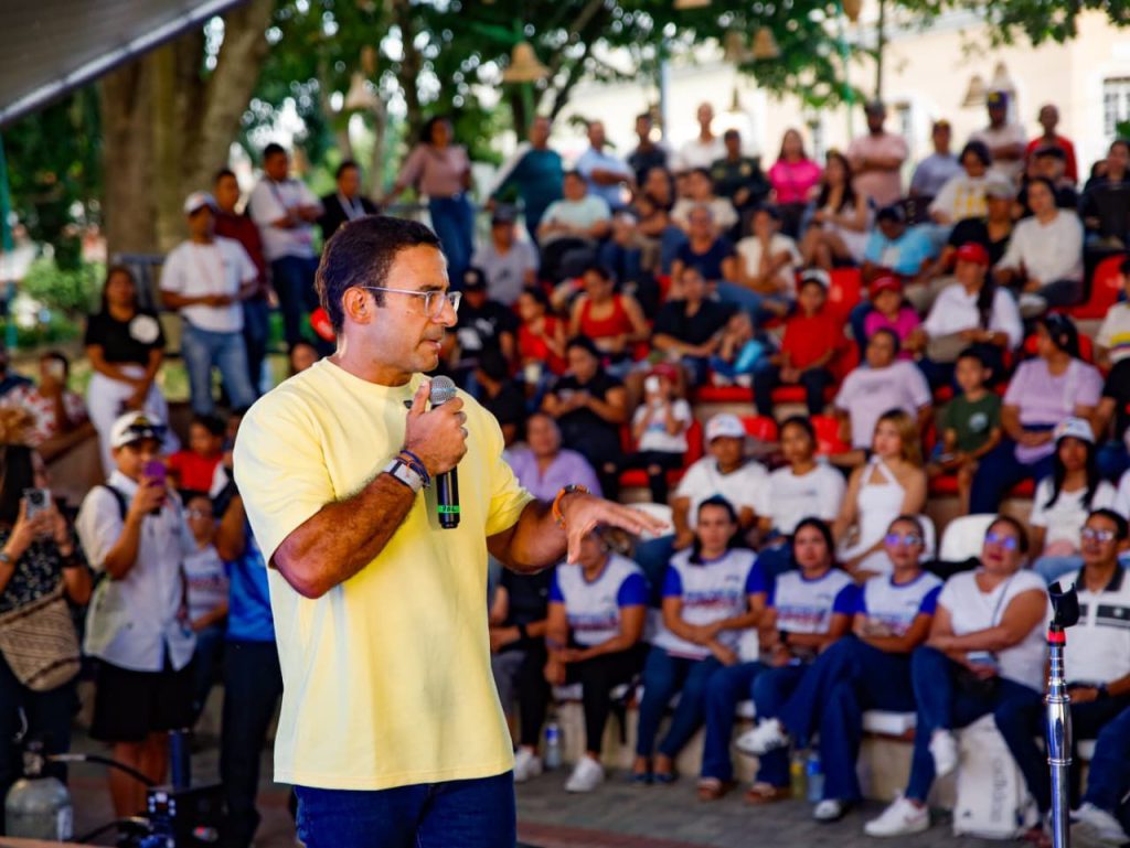 alcalde Hugo Kerguelén entregó un espacio verde, renovado y orgullosamente propio