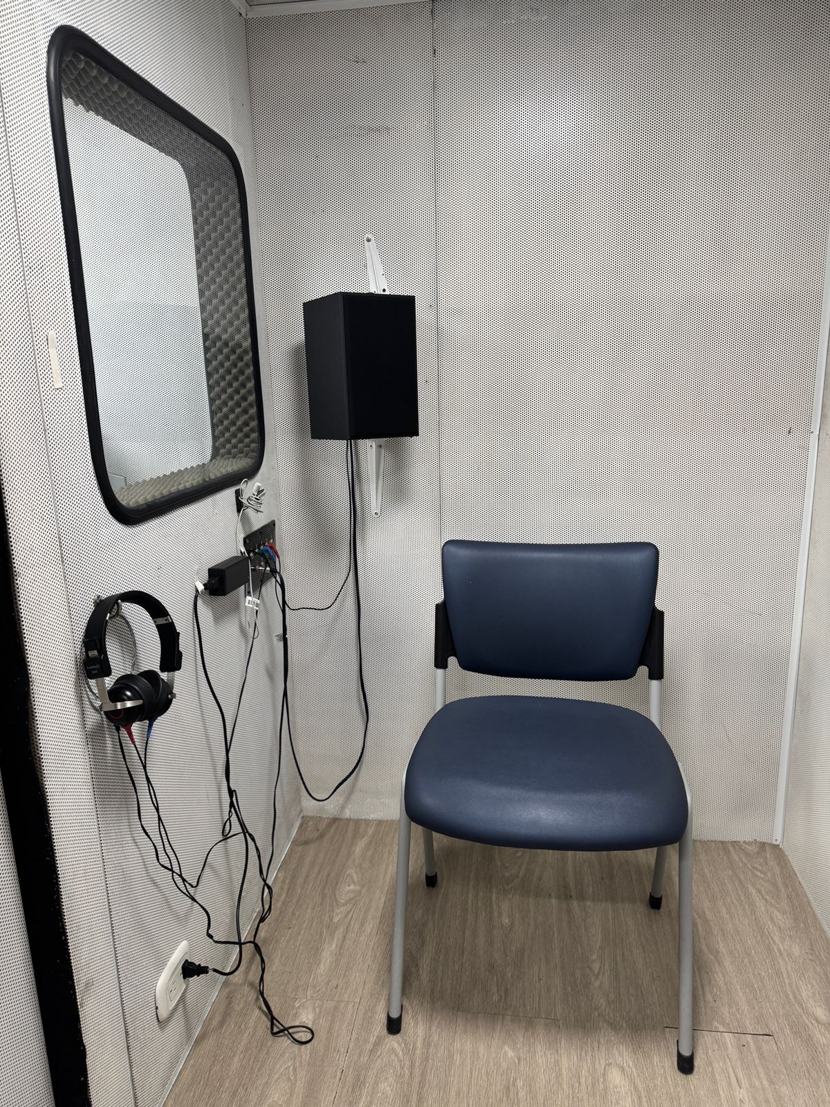 Audiocom