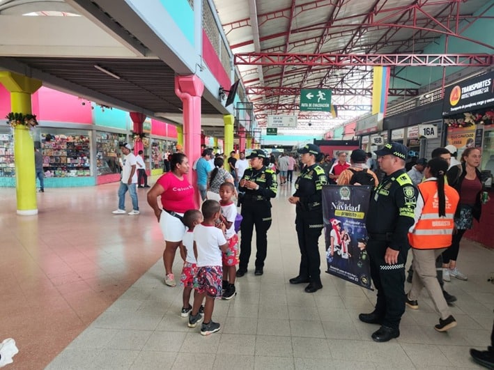 policía