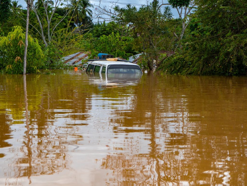 Lluvias extremas ponen a Puerto Libertador en estado de emergencia ...