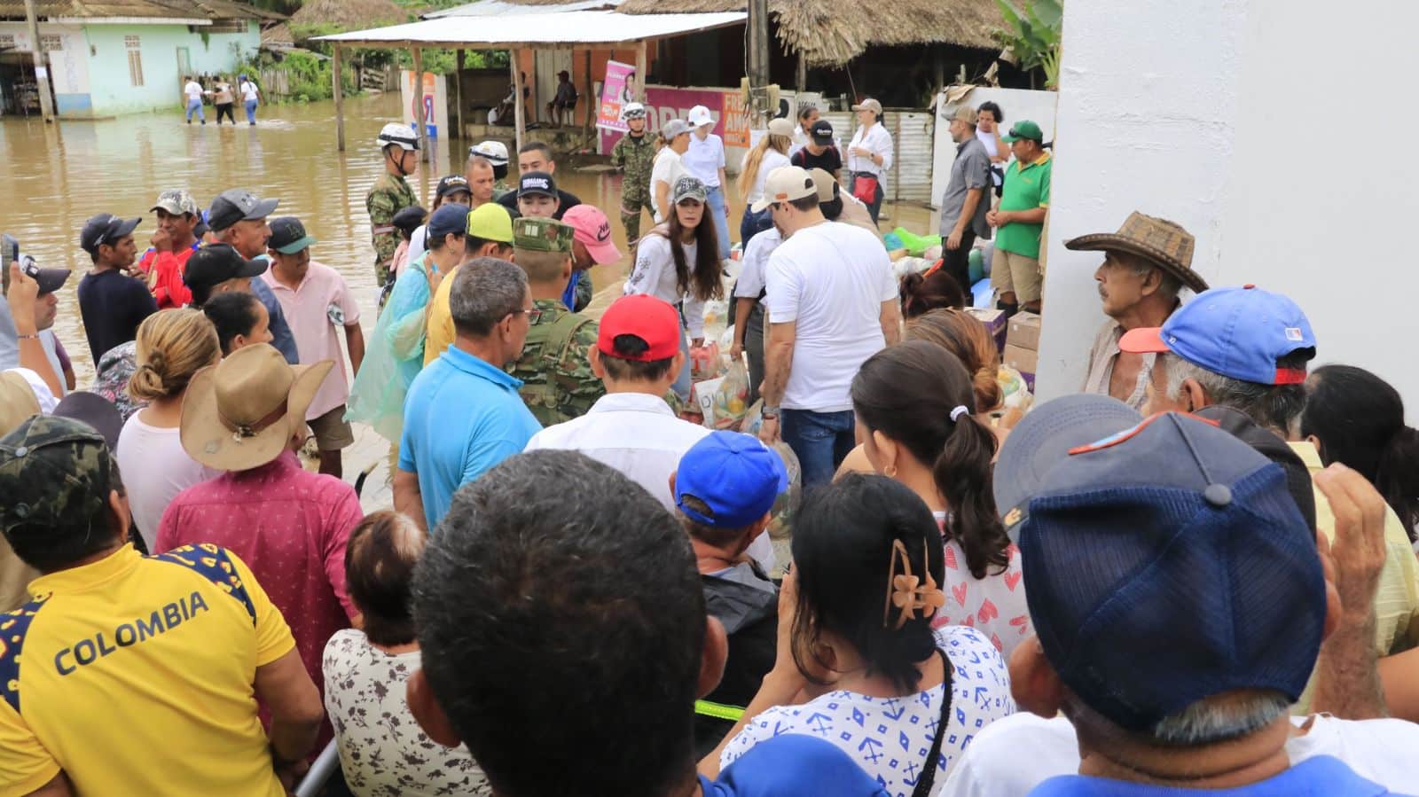 San Pelayo recibe 380 mercados para familias afectadas por la emergencia invernal