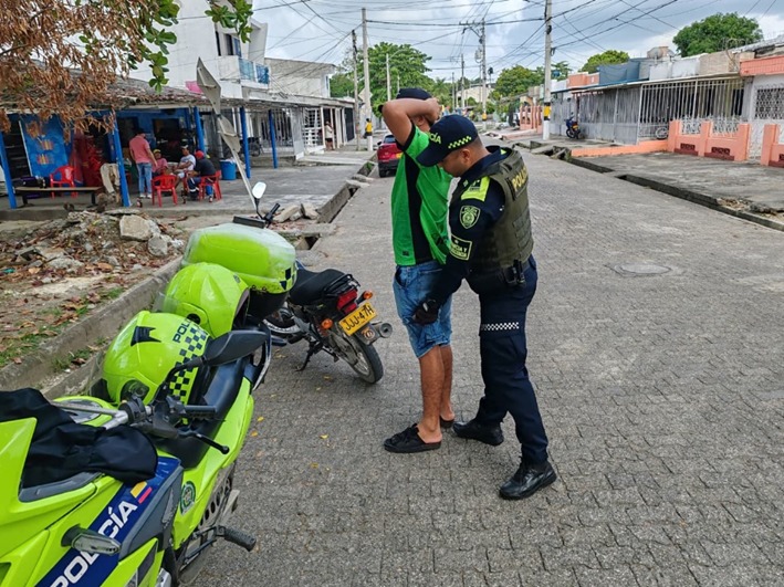 Policía