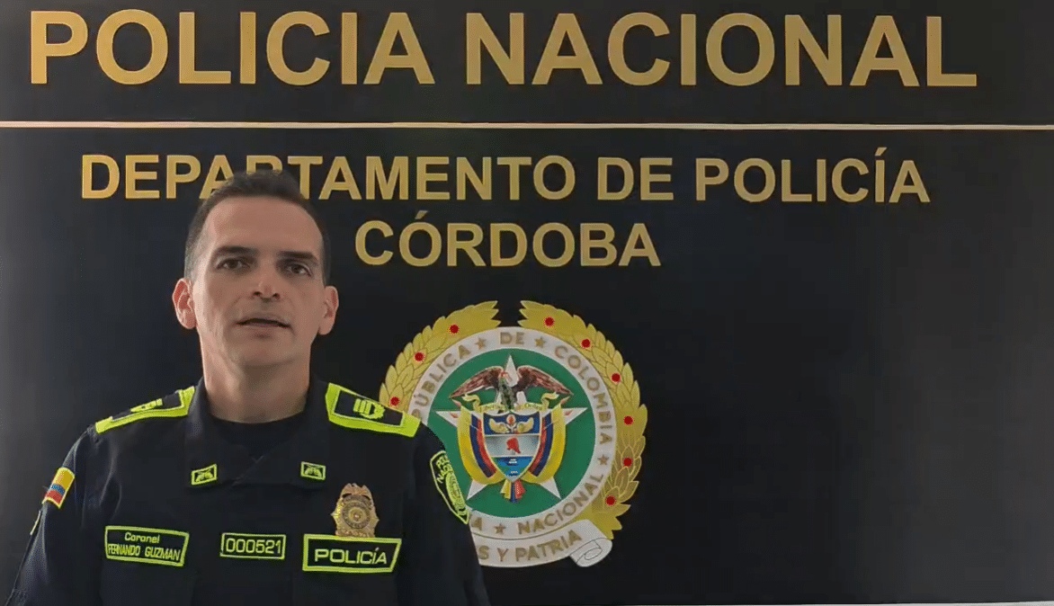 Policía