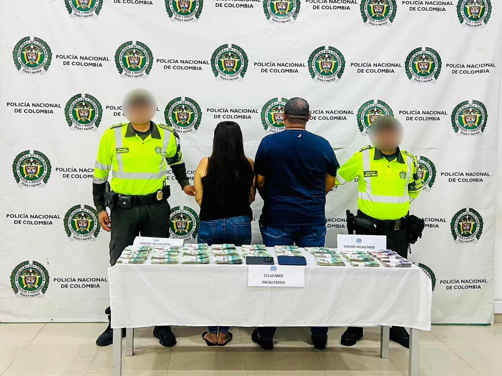 Policía