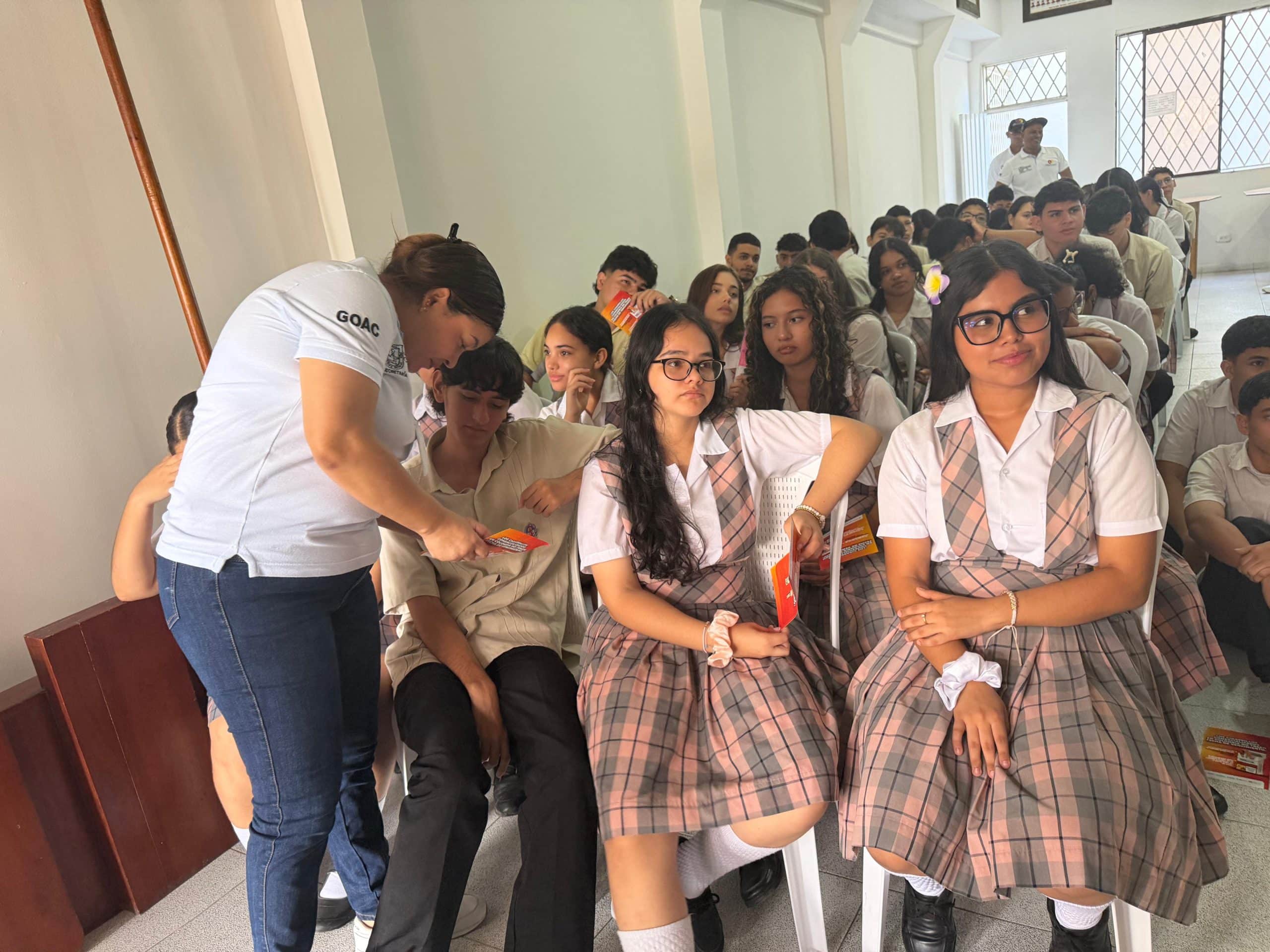 jóvenes