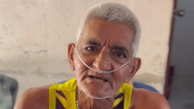 Simón