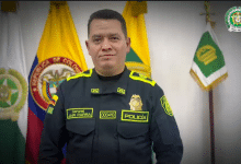 Policía