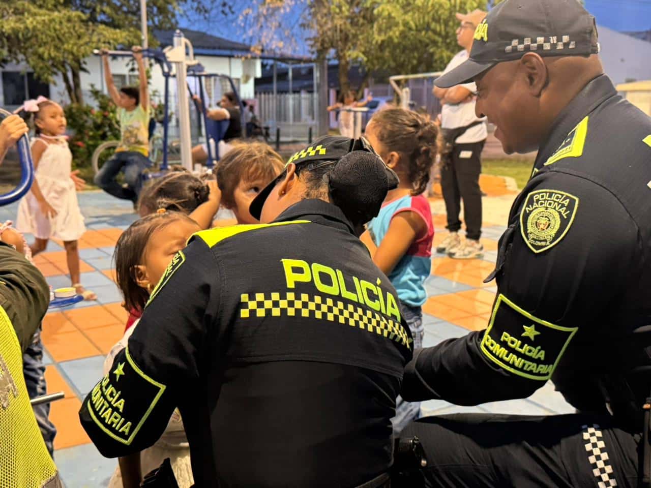 Policía