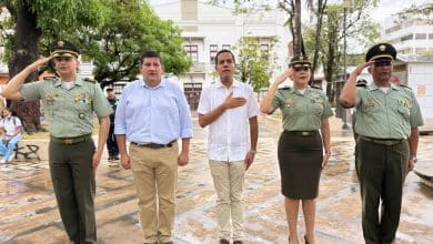 policía