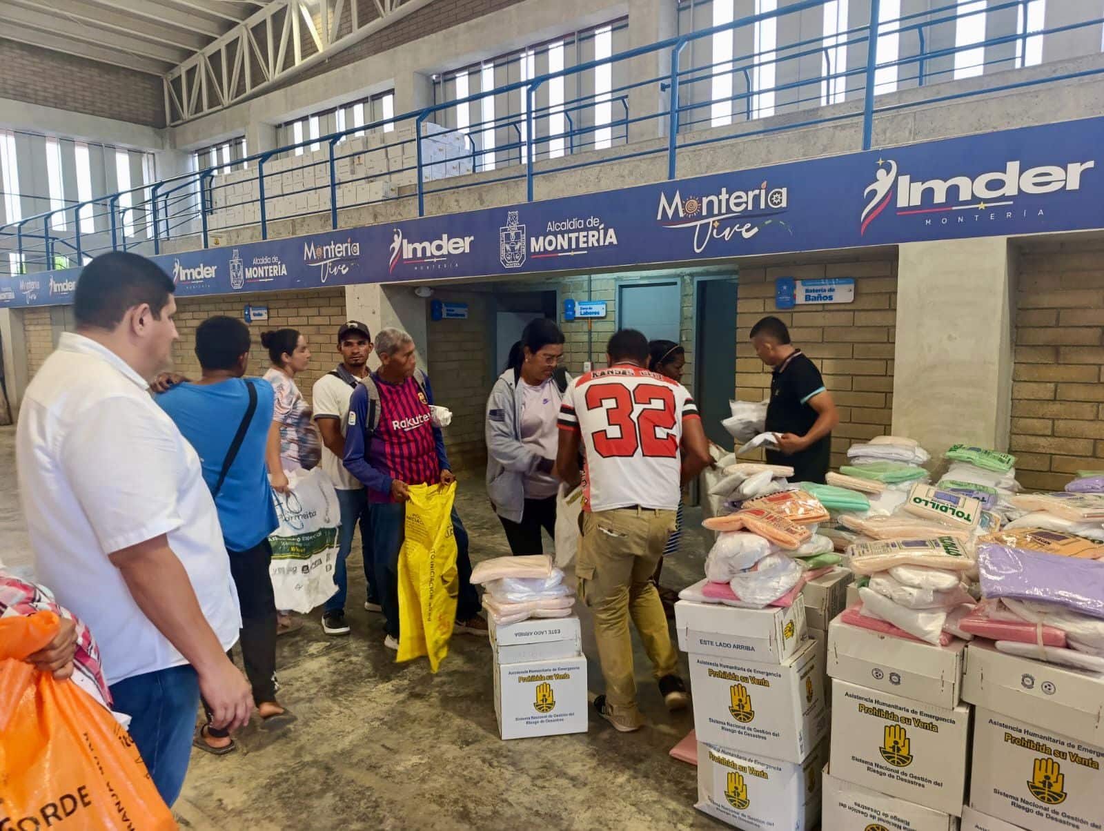 Comenzó entrega masiva de ayudas para familias afectadas por el frente ...