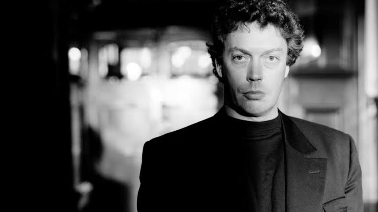 Tim Curry