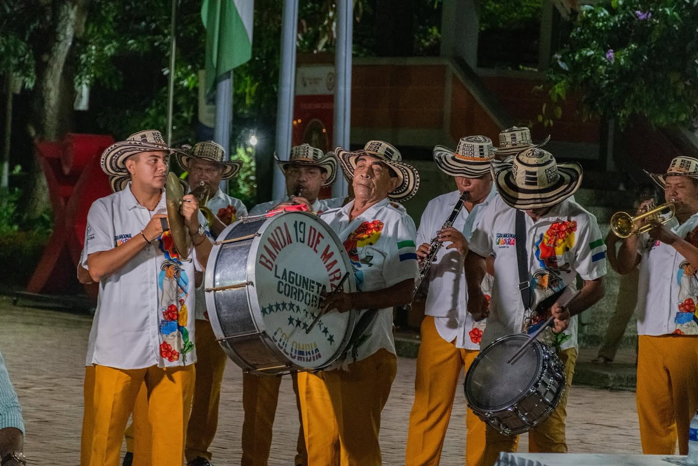 Bandas