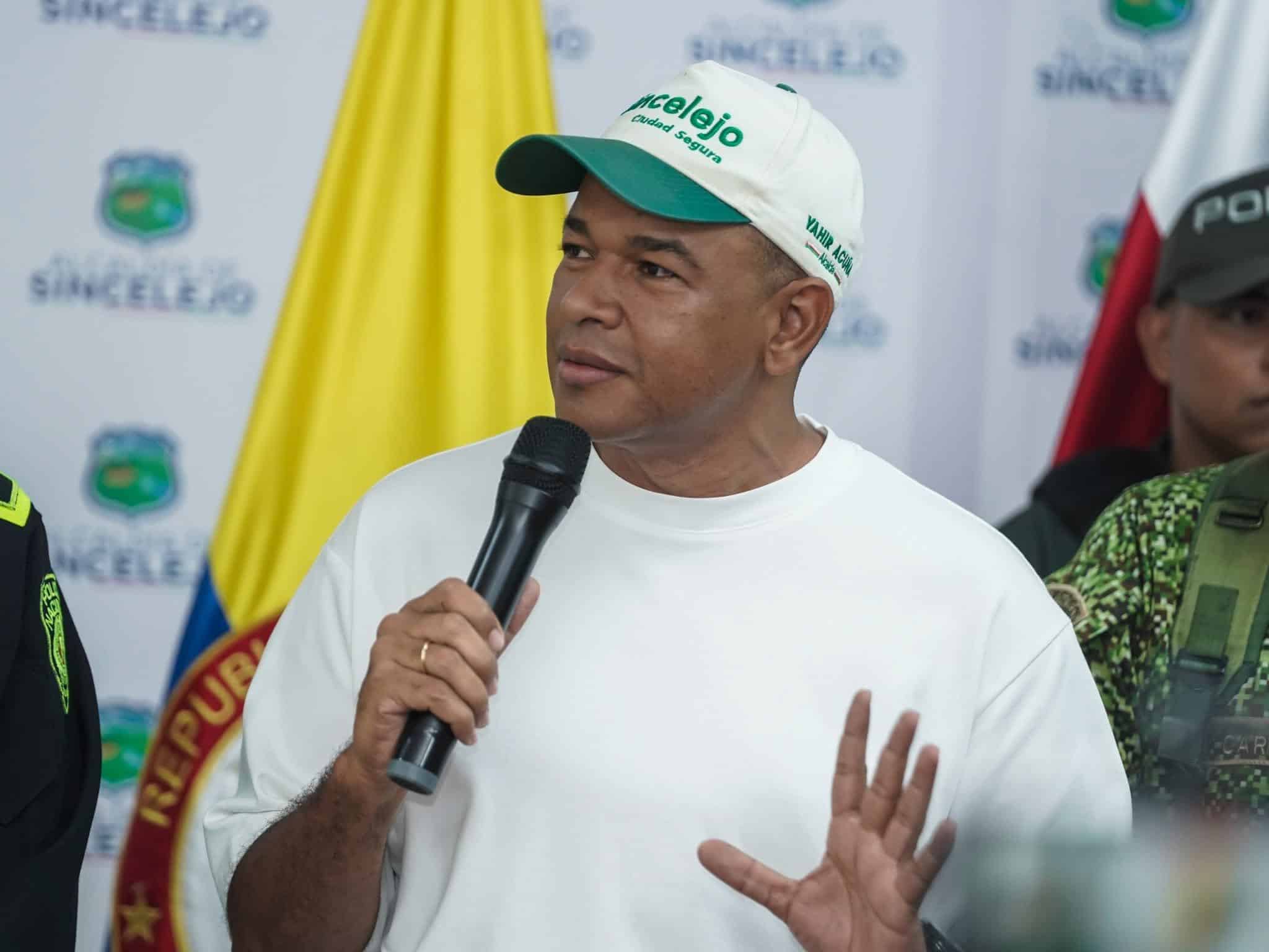 Yahir Acuña