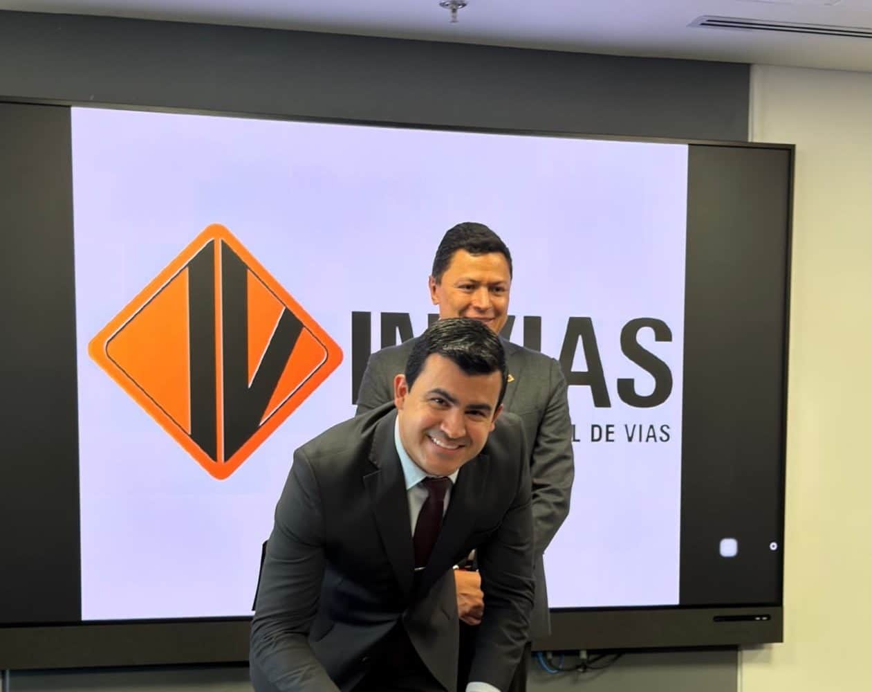 Invias