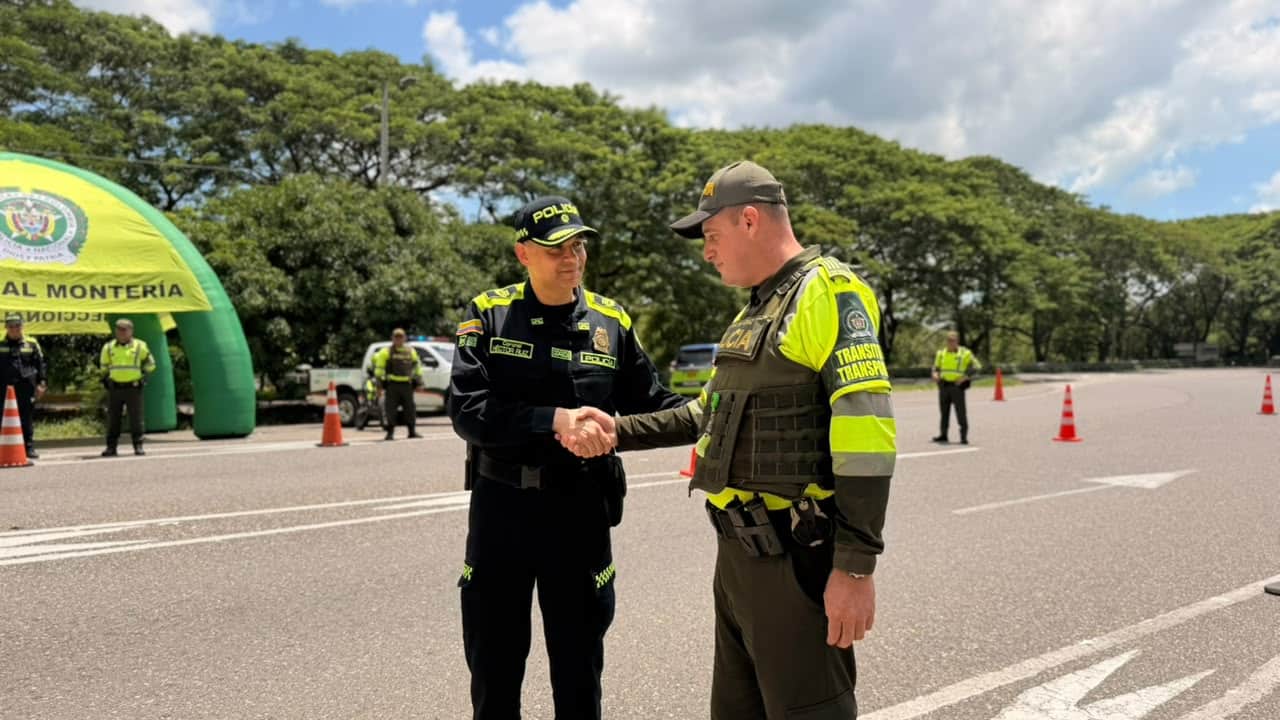 Policía
